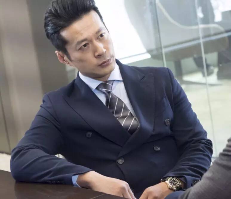 剧照从2013年起,谭凯又主演了《青年医生》《何以笙箫默》《激战》