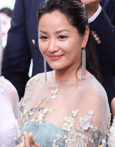 女明星_红豆_身材