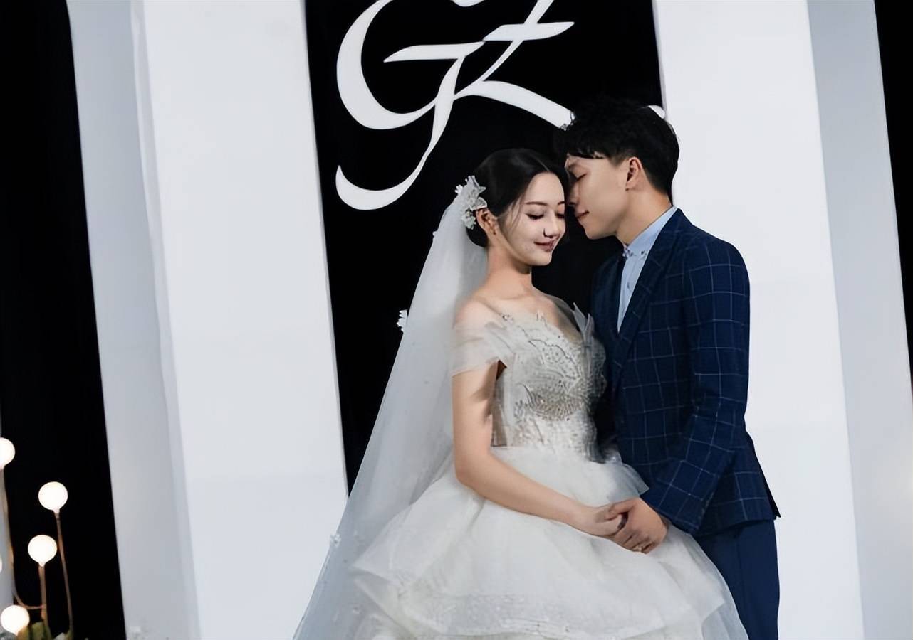 "冰柠檬"张兆艺近照惹心疼,鼻子受伤严重,称自己从小被打到大_妈妈