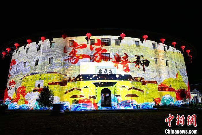 享度假慢光阴！福建永定打造土楼沉浸式夜游