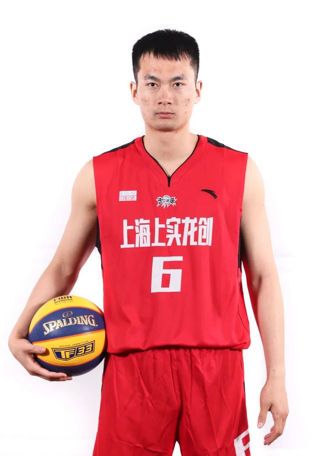 "超三联赛"正式开战,莆田小伙郑毅首秀亮眼_中国_上海_篮球