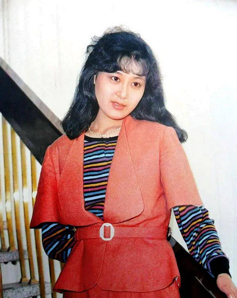 "巧珍"吴玉芳晒近照,获百花奖35年后再得金鸡奖,丈夫江嘉良_电影_人生