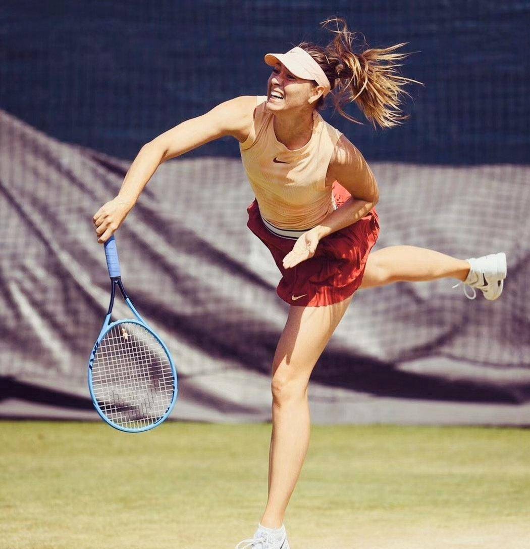 网球界新星,15岁国外网球运动员因精致五官走红网络_莎娃_raine_比赛