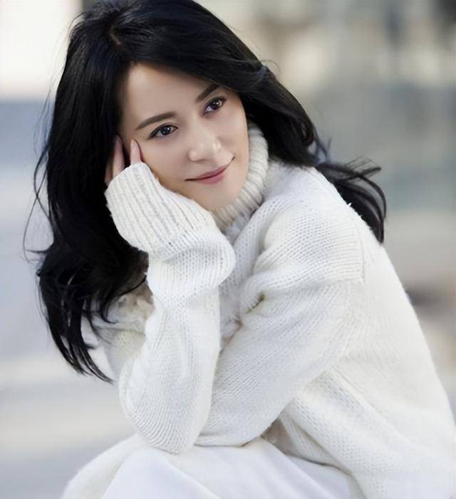 "知性美女"俞飞鸿,和她不结婚的秘密_父母_因为_医生