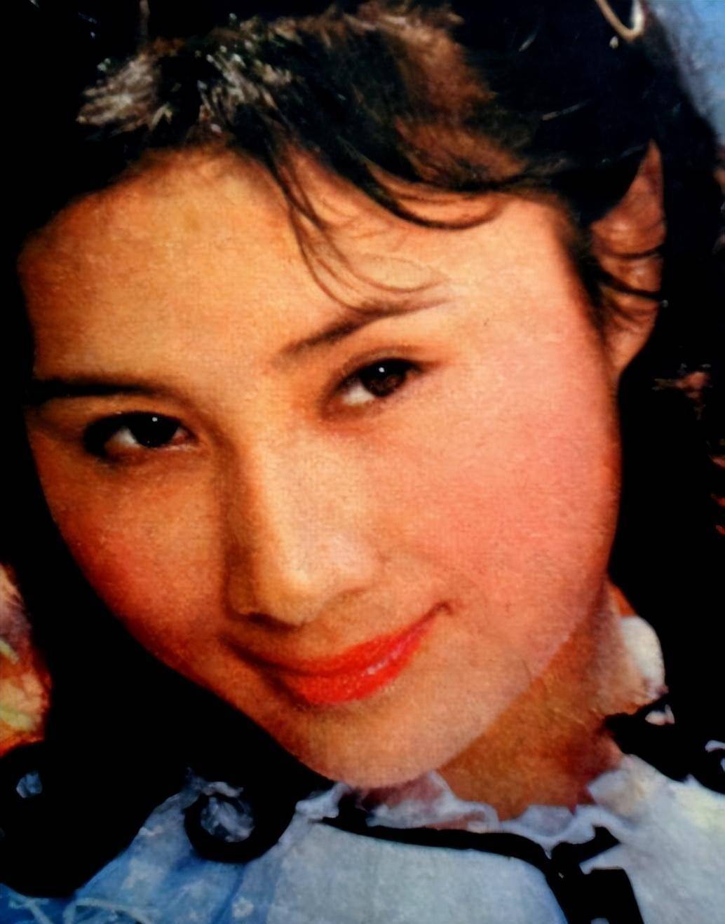 凭《少林寺》走红,曾表白李连杰被拒,隐退经商58岁依旧单身