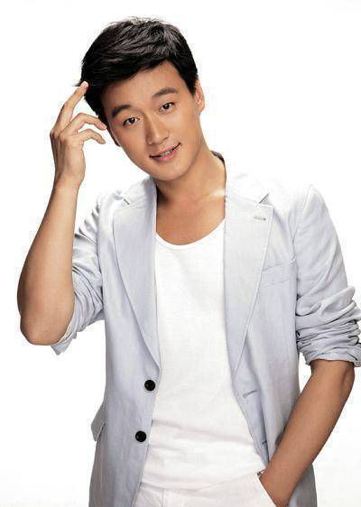 满清贵族流传下来的明星后代,你都知道哪些?_爱新觉罗_佟佳氏_后人