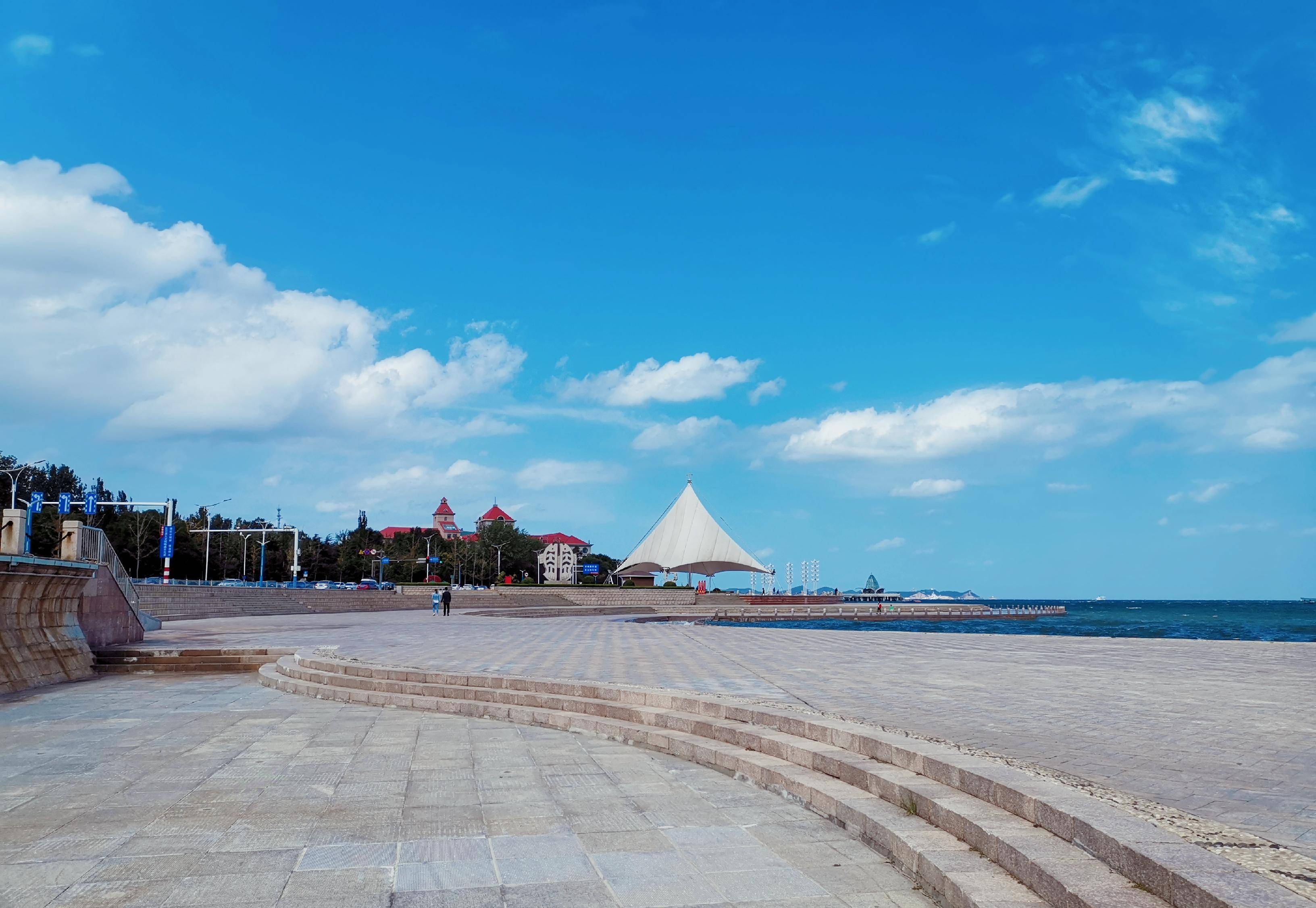 中国最美海岸线-两万步踏过烟台海滨_广场_风景区_旅游资源