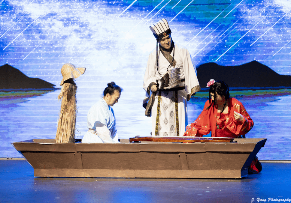 加拿大话剧团倾情演绎开心麻花作品《甜咸配》_观众_演出_生活