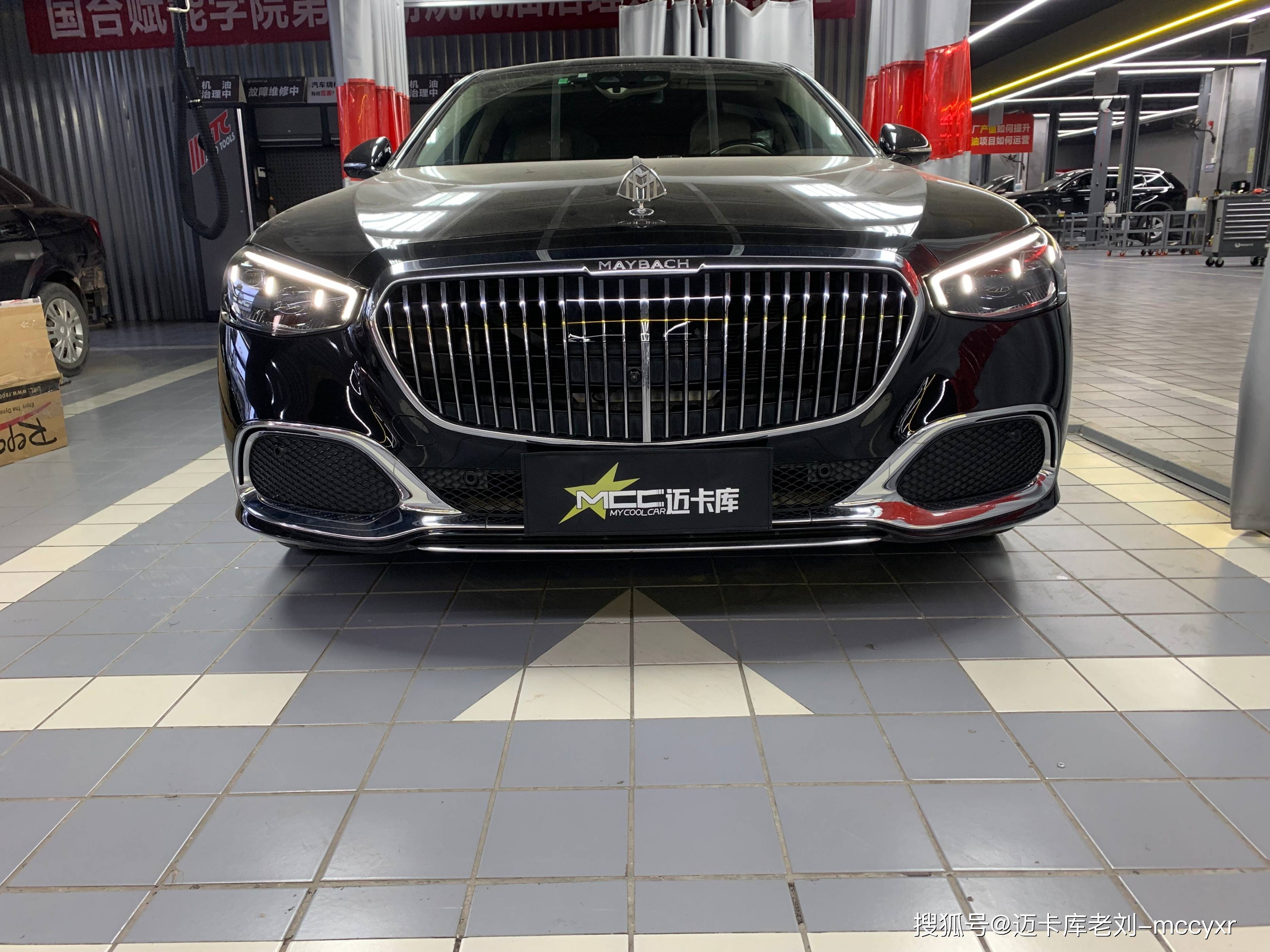 今天迈卡库老刘(mccyxr)介绍的就是上门长沙安装的一台22款迈巴赫s480