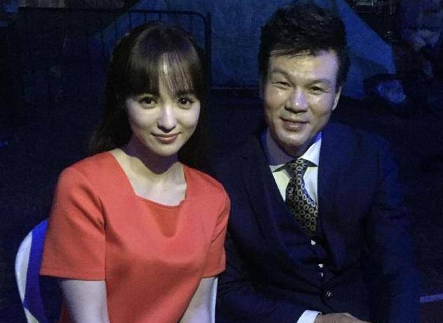 这样不禁让很多人羡慕李彬的老婆高志伟.