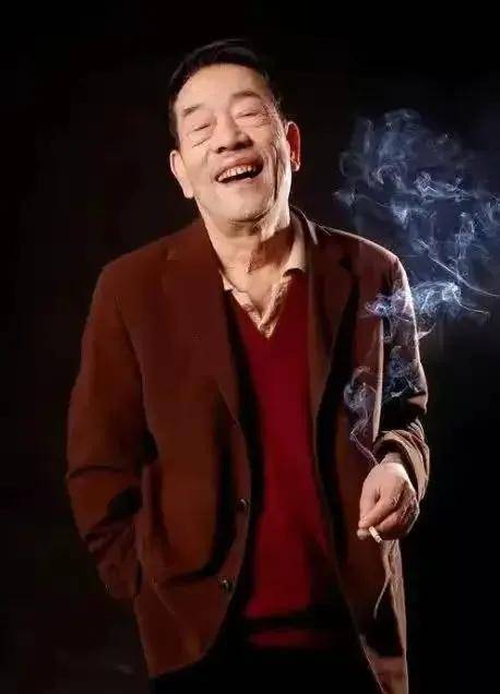 相声大师杨少华90岁仍为儿子奔波铺路，杨议的孝顺，几人能懂？