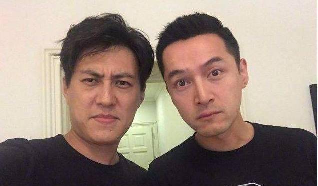 娱乐圈男明星素颜差距悬殊,胡歌靳东素颜依旧抢眼_张艺兴_鹿晗_皮肤