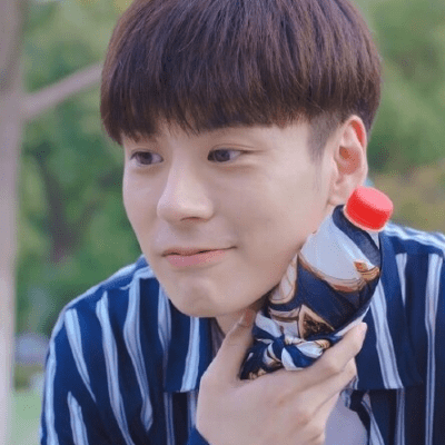 正因如此,很多网友在得知常欢的扮演魏哲鸣,在大学时所学习的专业之后