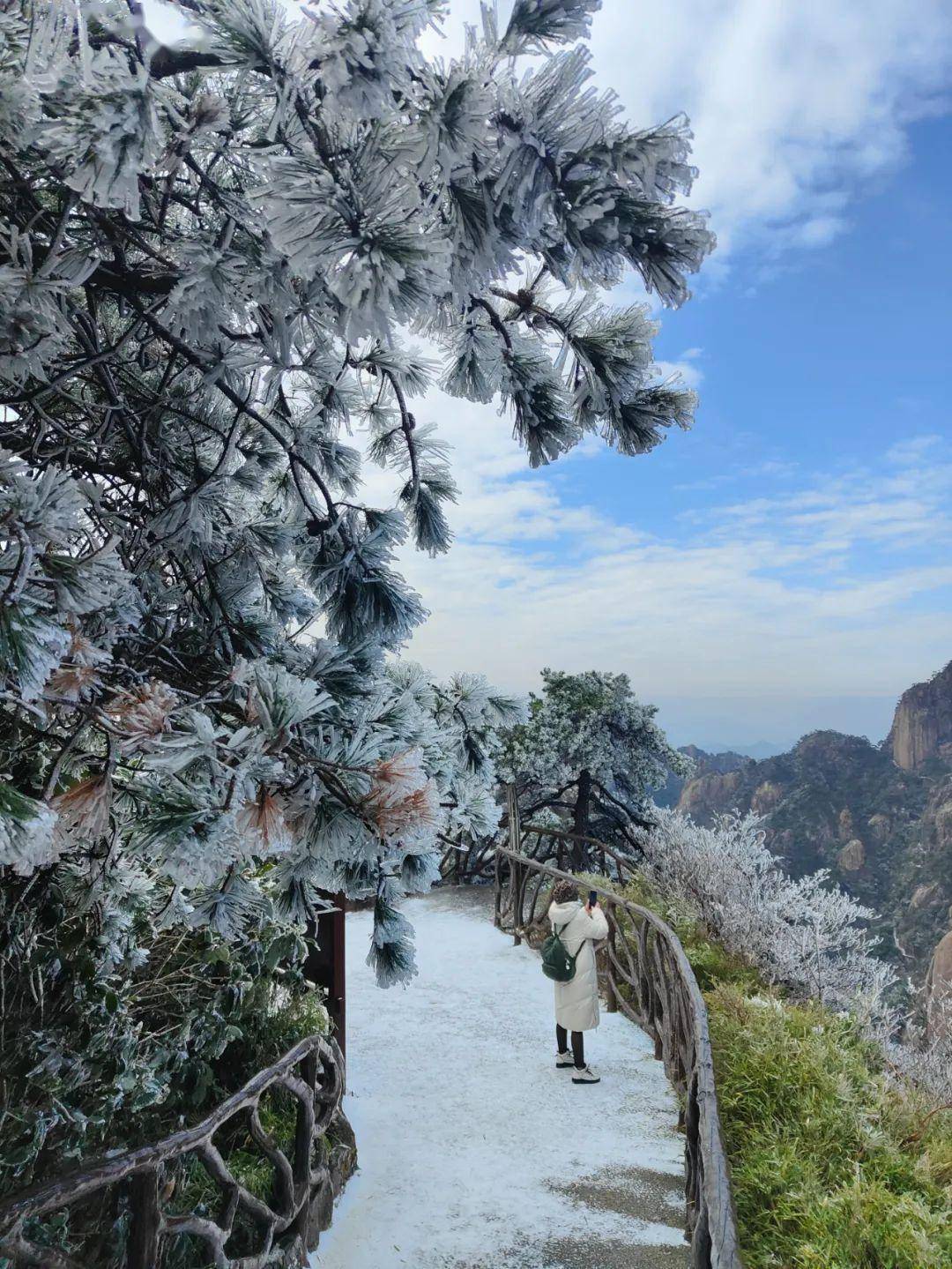 上饶三清山雪景图片