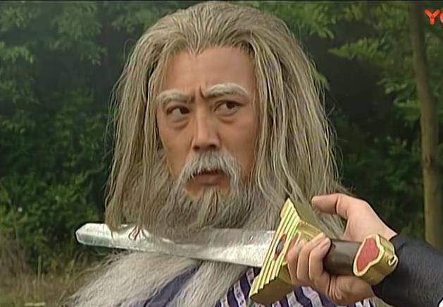 风云:英雄剑被火麟剑斩断,凭什么被列为十二惊惶?