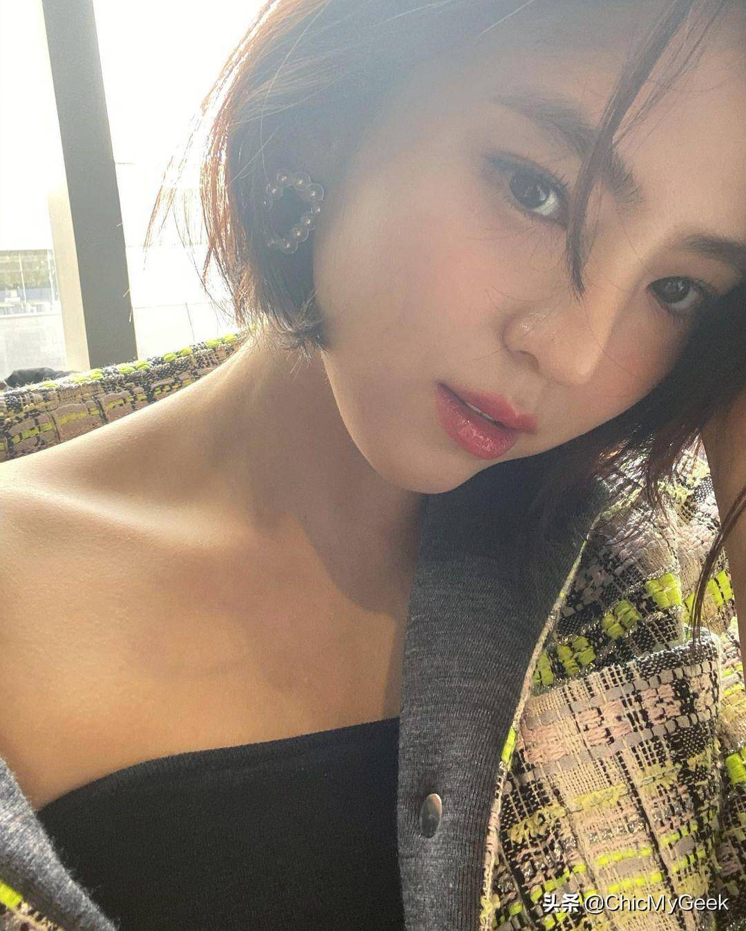 最美小三韩素希出镜秀白美美身材!