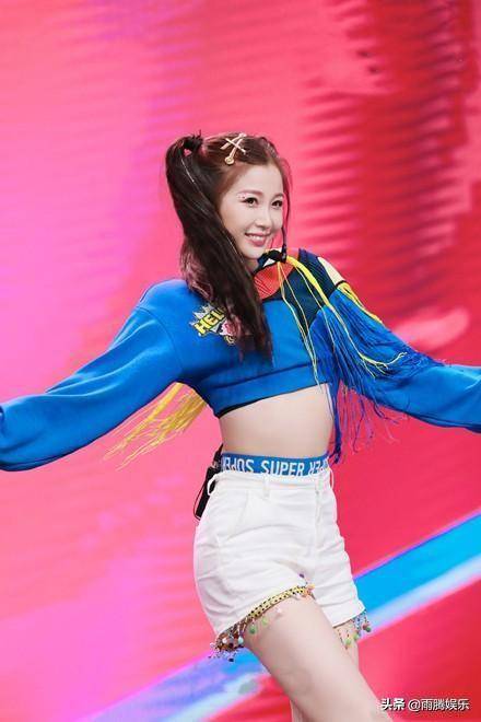 青春有你2 青春有你2 其次热度排名第二的是虞书欣，虽然她目前的人气还行