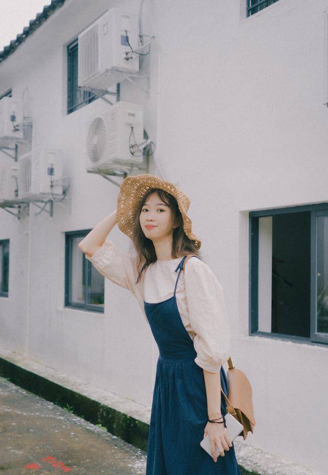9个简约拍照姿势,告别僵硬动作,只留最美照片-第3张图片-懂百科