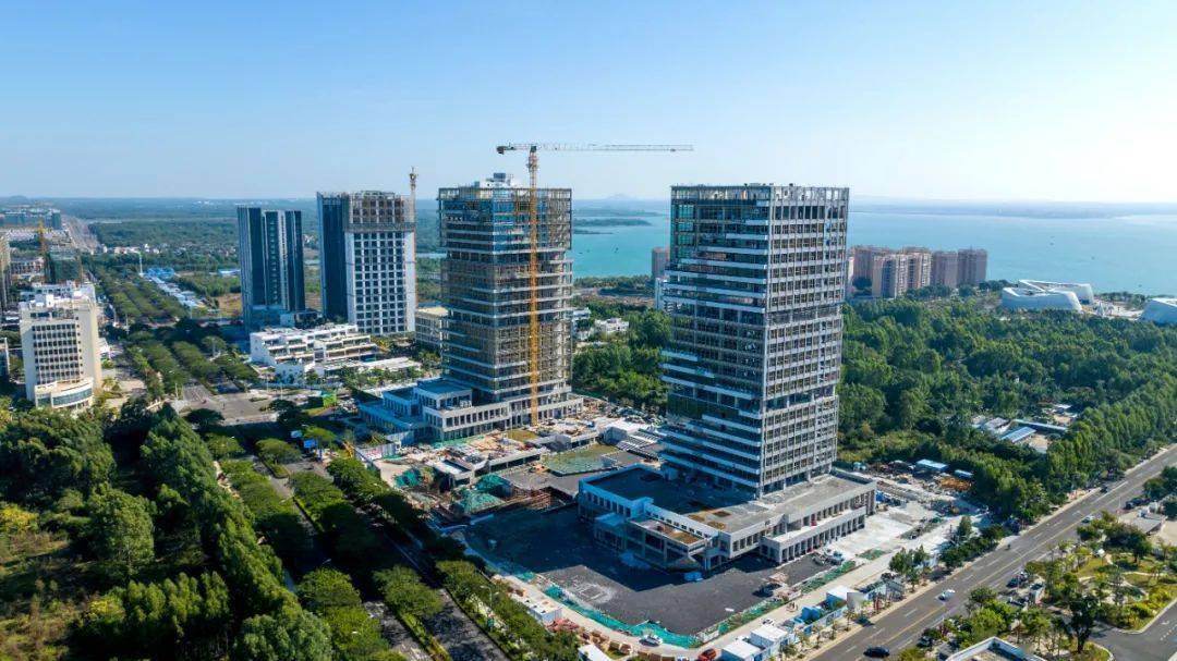视频 组图 | 洋浦国际航运大厦进入装修阶段,计划2023年4月竣工交付