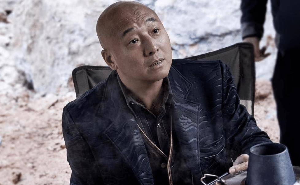 一个镜头拍了3天,参演《战狼》的周晓鸥,究竟有多称职?