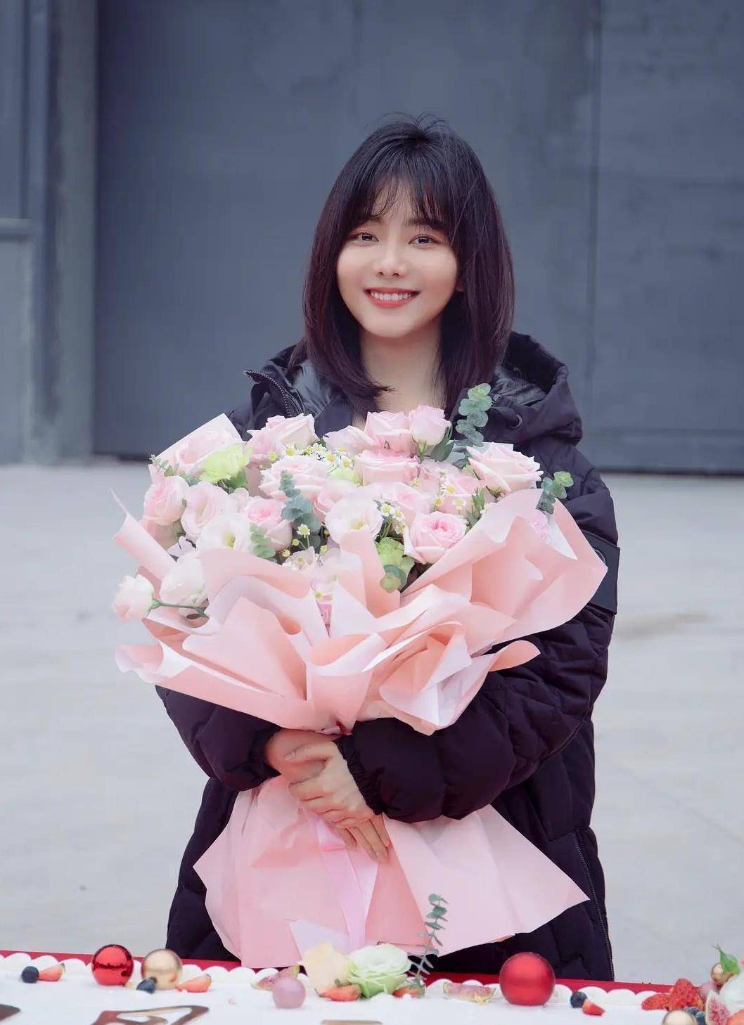 谭松韵新剧来袭,合作40岁魅力男神,上星央8好厉害_角色_电视剧_成绩