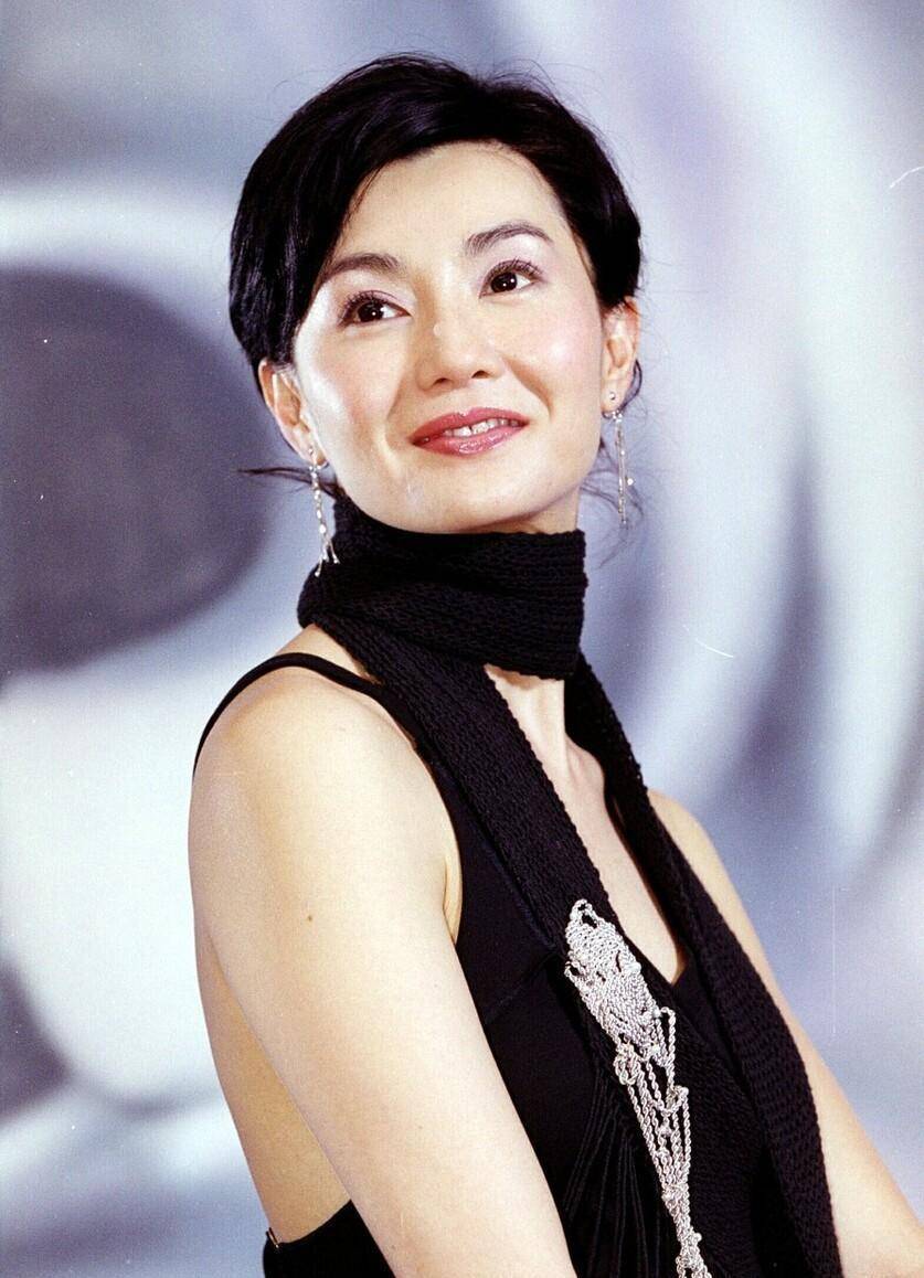 巩俐和张曼玉是华语女演员中最优秀的两位,谁在你心目中的成就高_电影