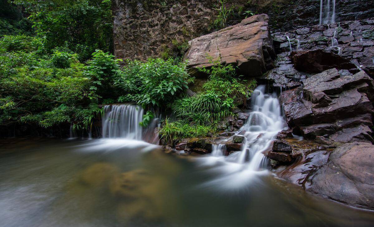 蒙山高速打开了武侠迷向往的大门,走进天书峡谷感受豪侠情怀_景区