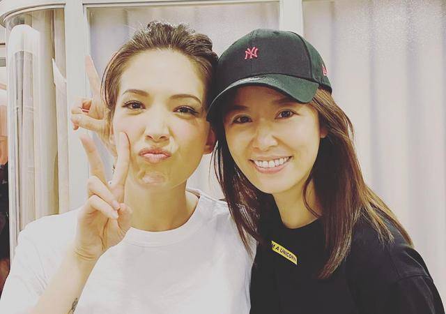 这部剧拍摄结束之后,剧中五位主演林心如,杨一展,许玮甯,谢佳见,邹