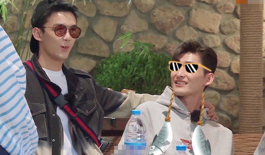 这双标也太明显了,吴磊当家全力支持_因为_观众_保护