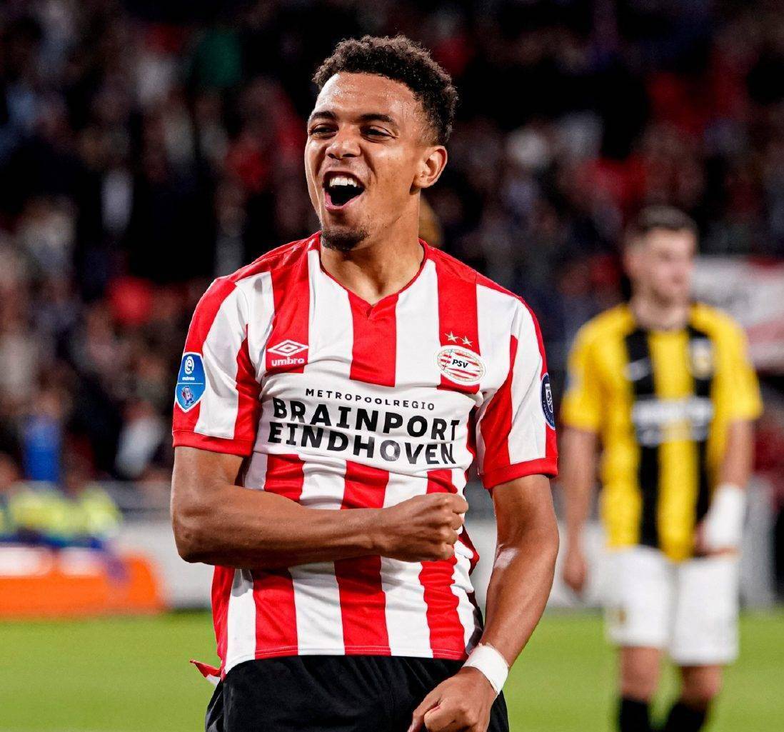 加盟埃因霍温的唐尼尔·马伦在首赛季代表二队出场的22场比赛中就为