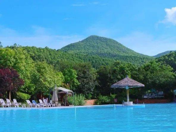 "中国蓝泉 "上思十万大山布透温泉_防城港_景区_广西