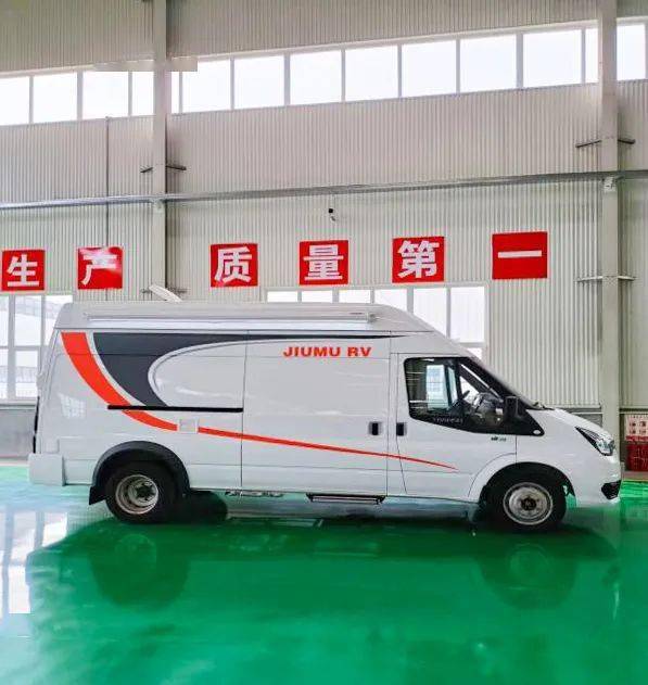 九木房车福特f500版 新世代全顺底盘 四座横床 商务旅居两用_搜狐汽车