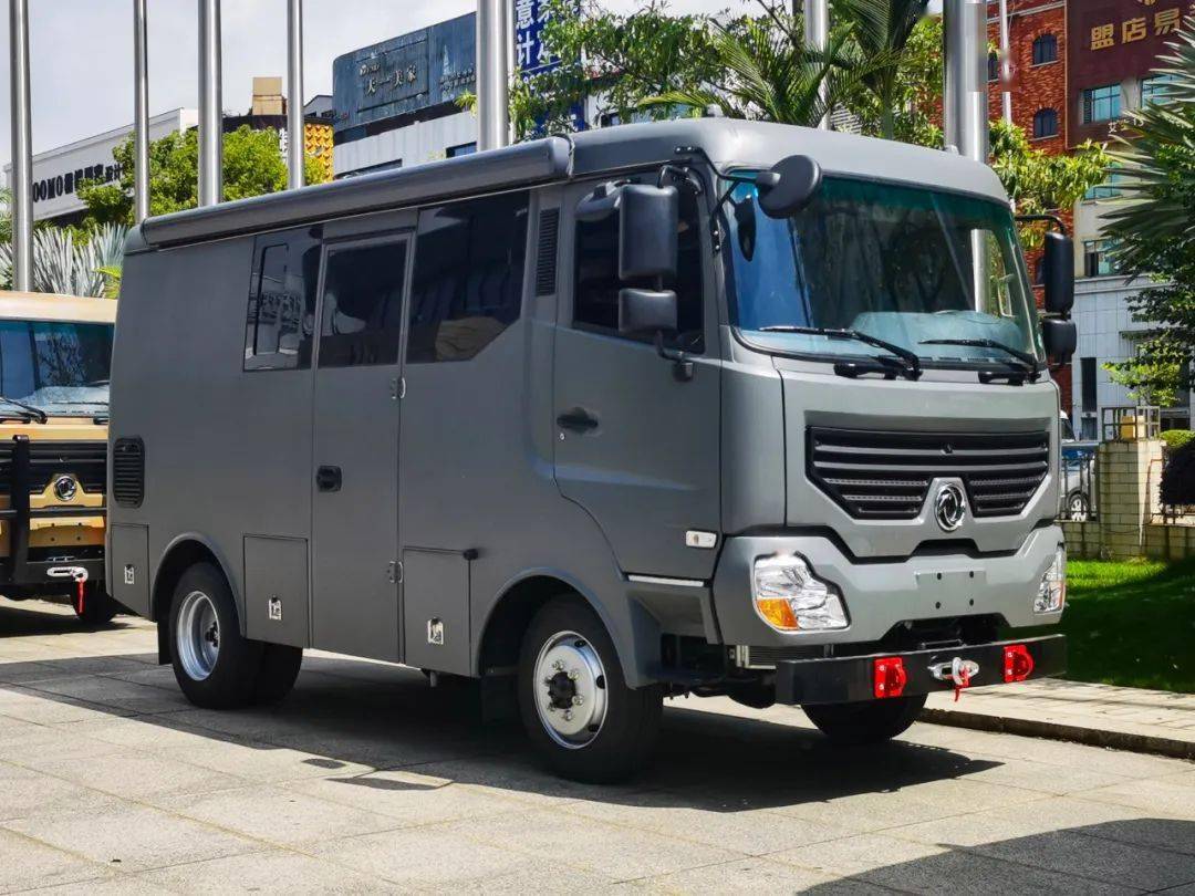 质感德国灰 内外全升级 深圳四驱东风挑战者