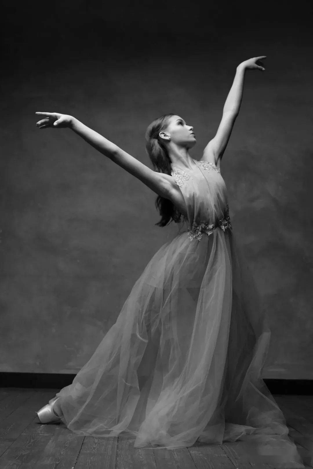 俄罗斯美女摄影师的绝妙人体,美上天_芭蕾舞_作品_合作