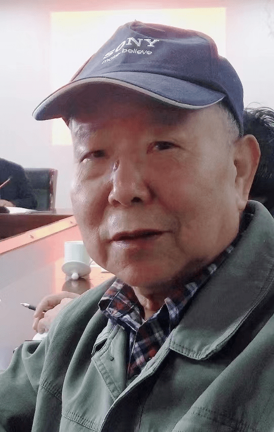 陈振松老师陈振松老师系原舟山市集邮协会秘书长,因年龄原因在退出邮