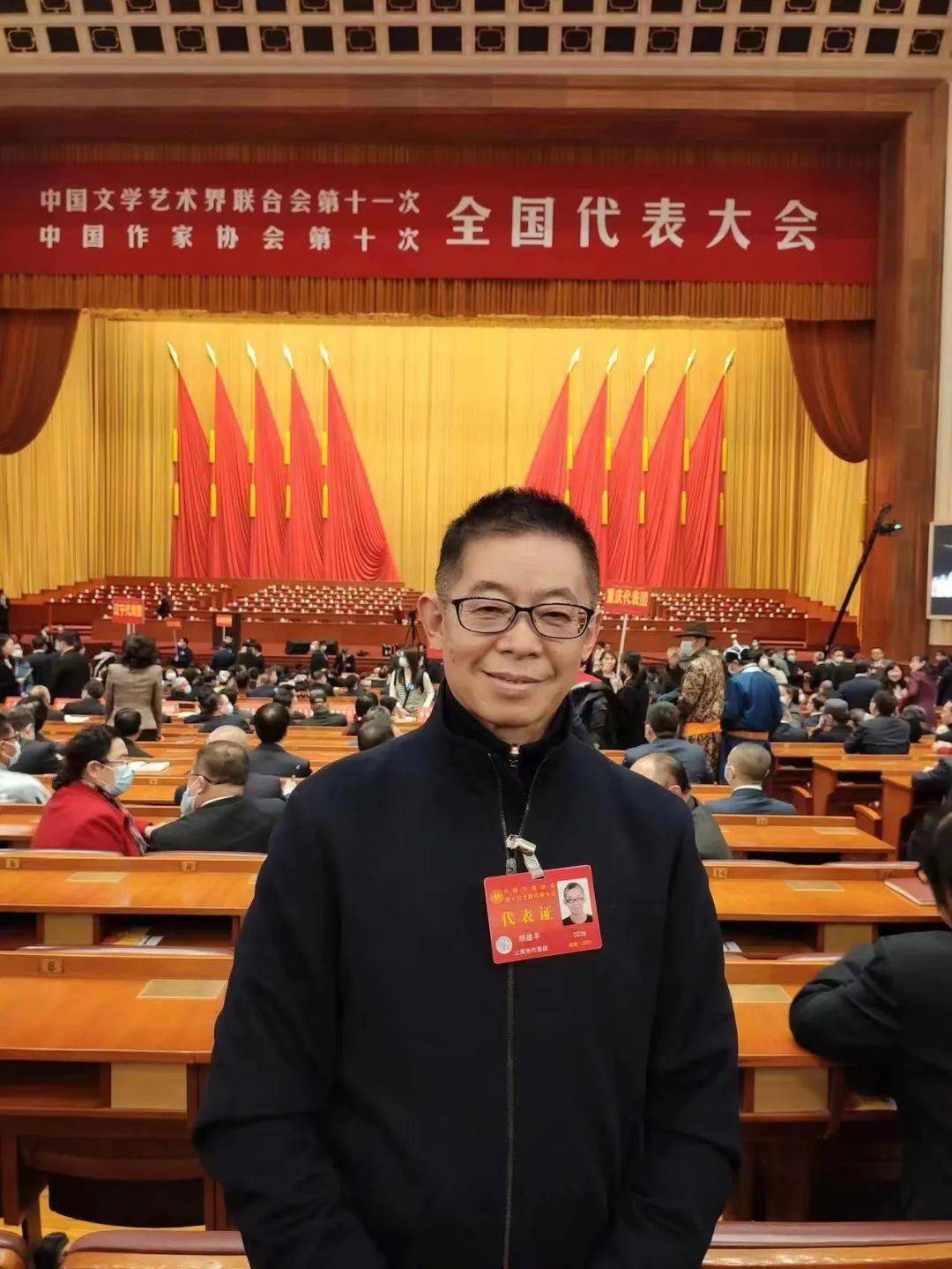 简平|于蓝:为儿童电影献身(原载《北京晚报》)_中国_工作_上海