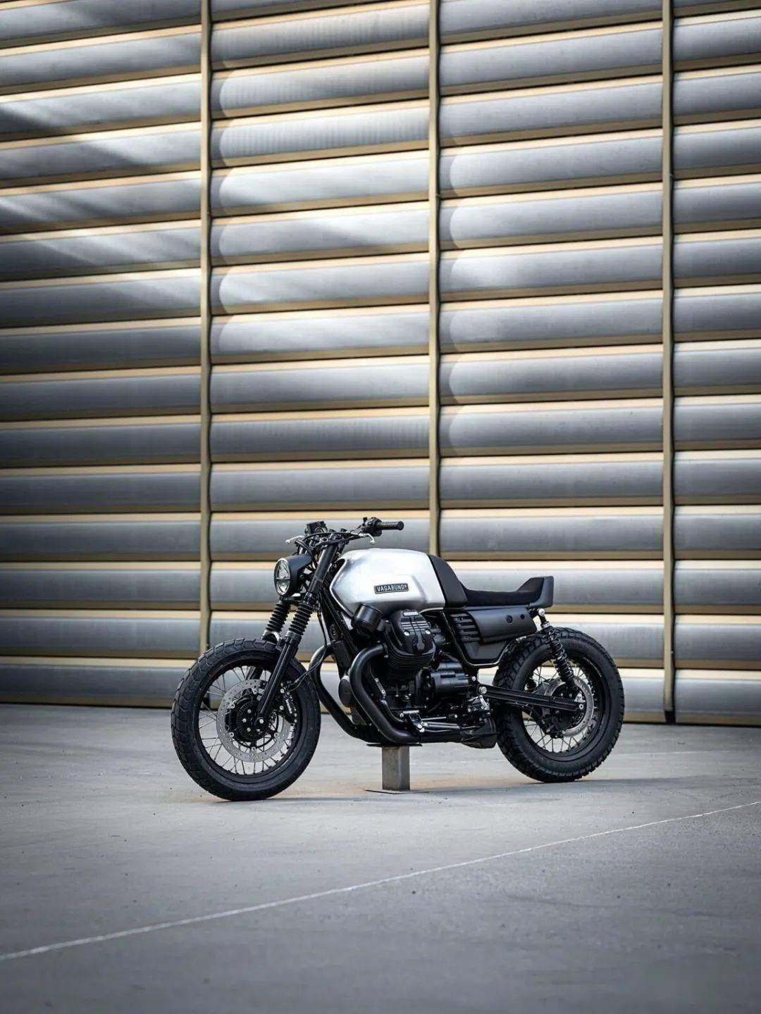 moto guzzi v7 iii 复古咖啡街车,菲亚特500引擎 | 酷乐机车