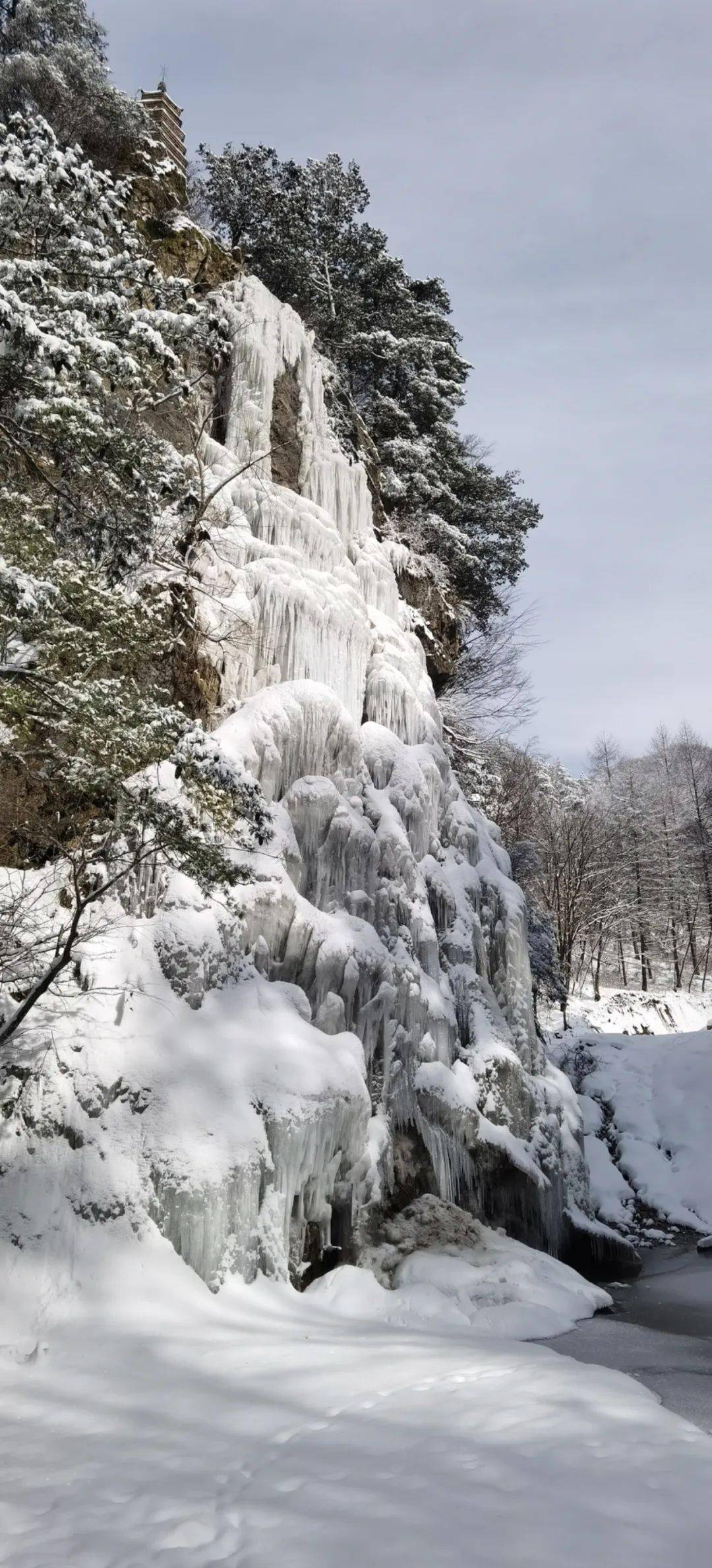 看千山暮雪,顺问冬安_冬日_大雪_时光