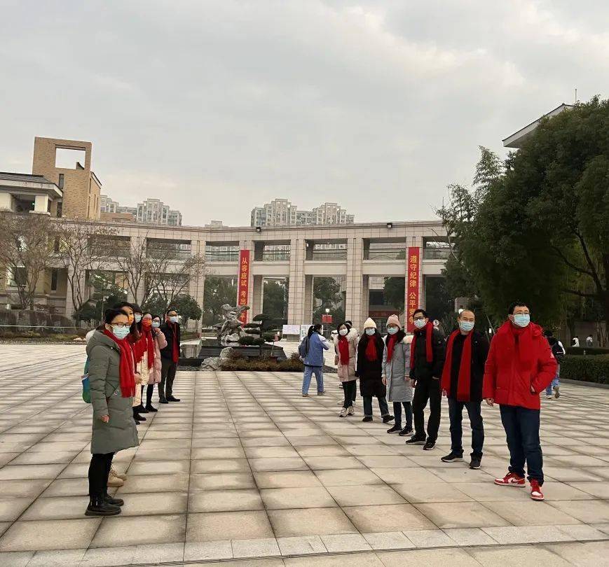 杭四中桐庐分水高中桐庐中学富阳区场口中学富阳区江南中学晨光熹微