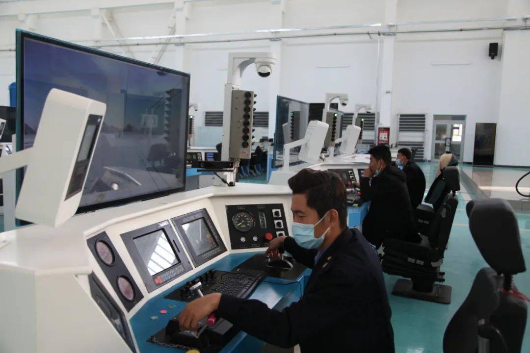 【提素质】库尔勒机务段:在实干笃行中谱写育人新篇章_培训_作业_机车