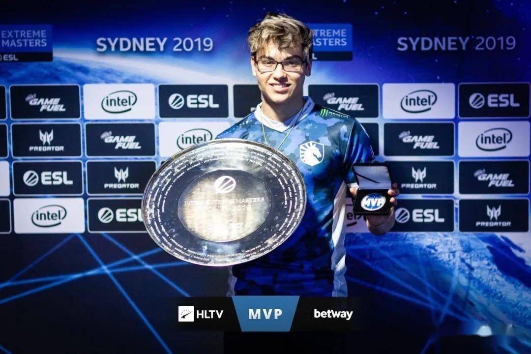 第11名:总监twistzz_faze_决赛_液体