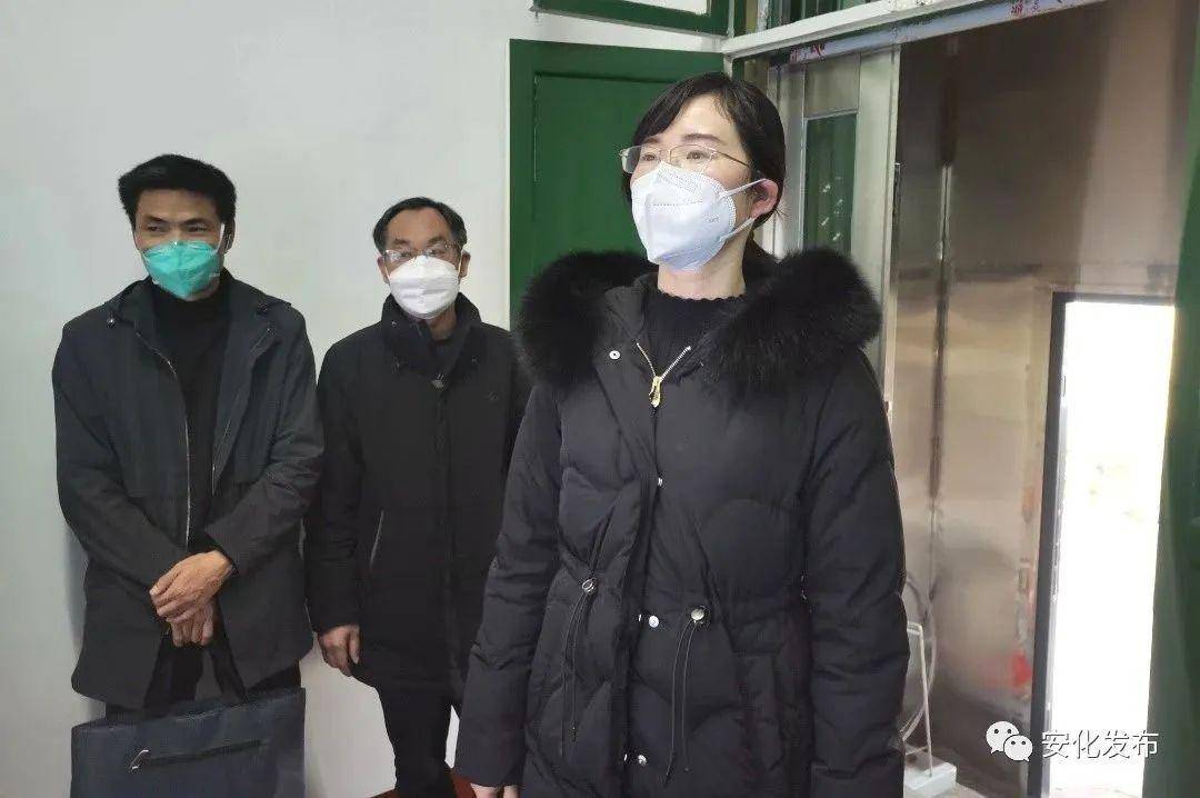 王思婷看望慰问县融媒体中心辰山电视调频转播台一线干职工_情况_应急