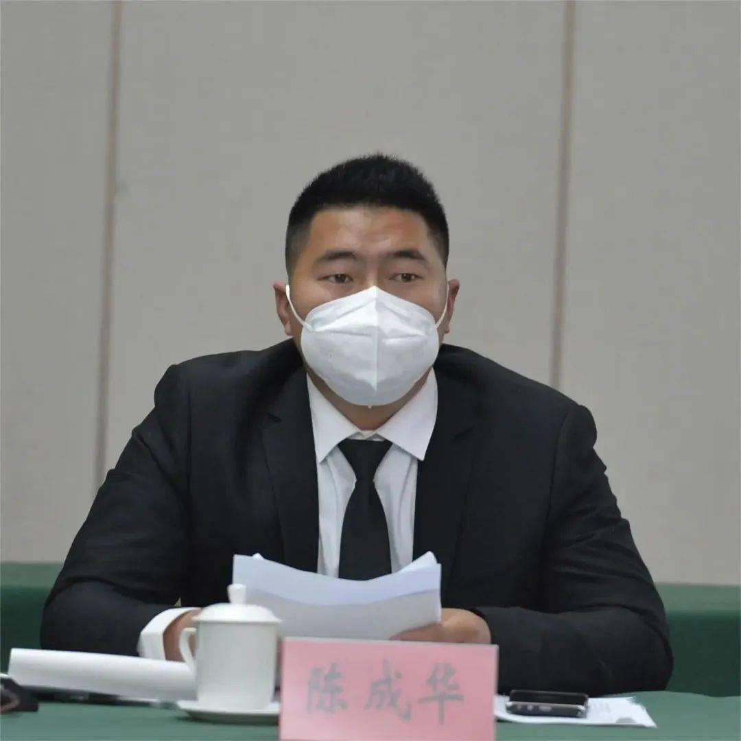 陈成华代表:加快推进助农保险制度建设,健全农业支持保护体系;推动