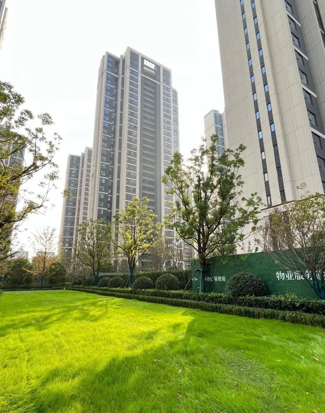 1256号楼交付中海光谷东麓04图片来源于开发商民发盛特区03二期