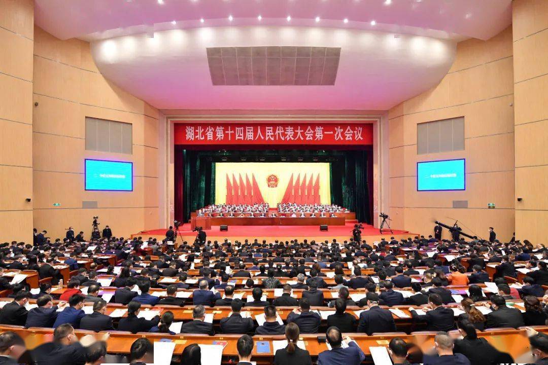 翔摄 影:丁俊杰,杨思颖编 辑:乐 游审 稿:李延丽终 审:陈明华返回搜狐