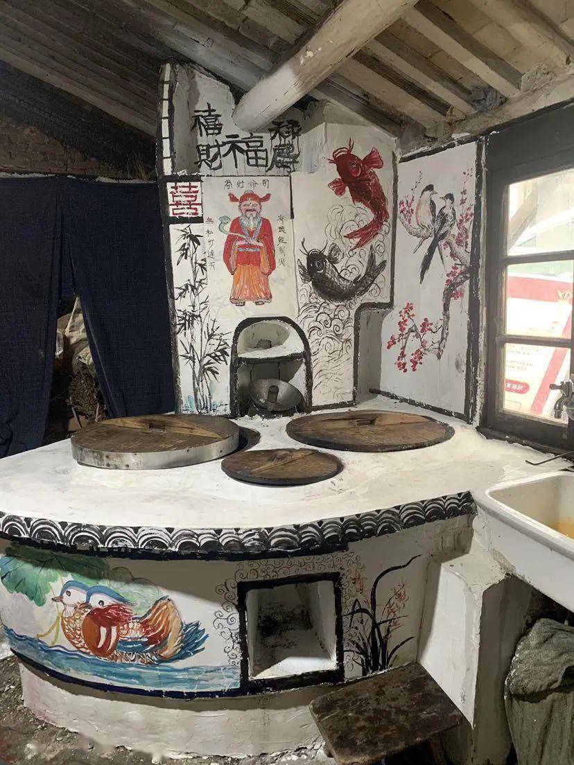 送灶,画灶花,写春联,唱宣卷……浦东美丽乡村里年味浓_村民_传统_仪式