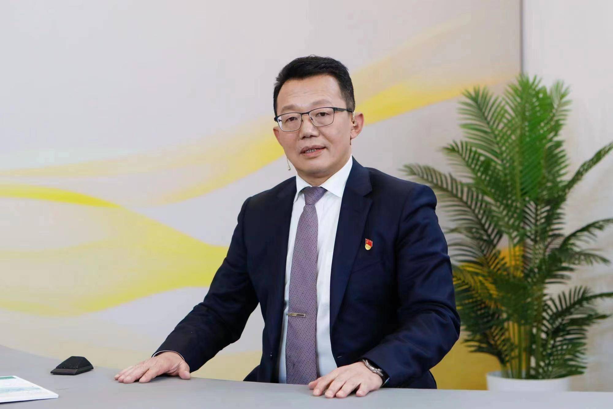 北京市水务局局长潘安君:"五一"前永定河再开一处亲水空间,可健步骑行