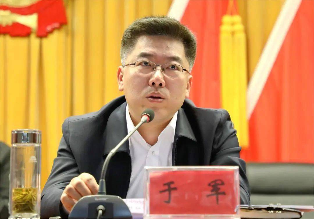 西集镇召开2023年春节期间重点工作部署会_相关_镇党委_社区