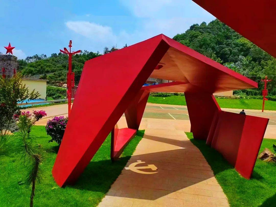 同心革命之路,无比艰辛.发展之路,步履铿锵.一路走