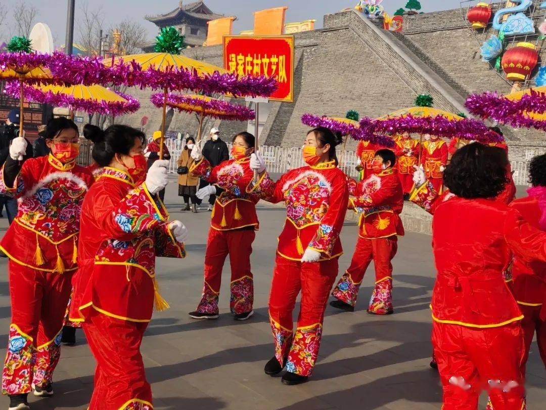 相约忻州过大年!大年初一,逯家庄花伞秧歌亮相古城_表演_忻府区_文化